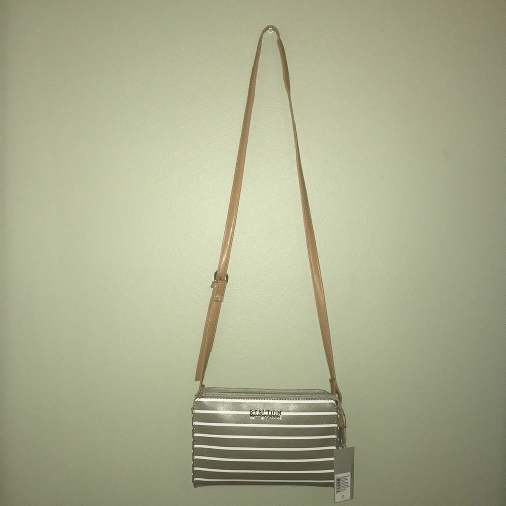 Kenneth Cole Reaction cross body purse